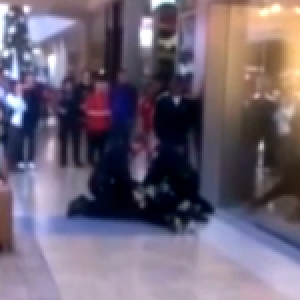 Cops Taser Woman Who Wanted To Buy iPhones