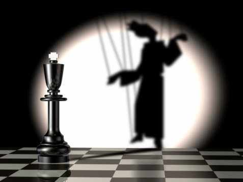 puppet chess game