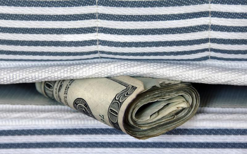 cash hidden in mattress