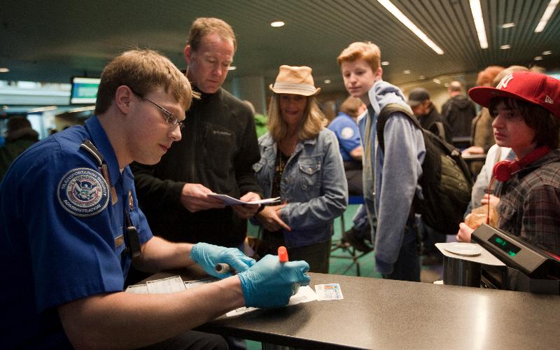 Lawmakers Gun permit should be accepted by TSA as ID